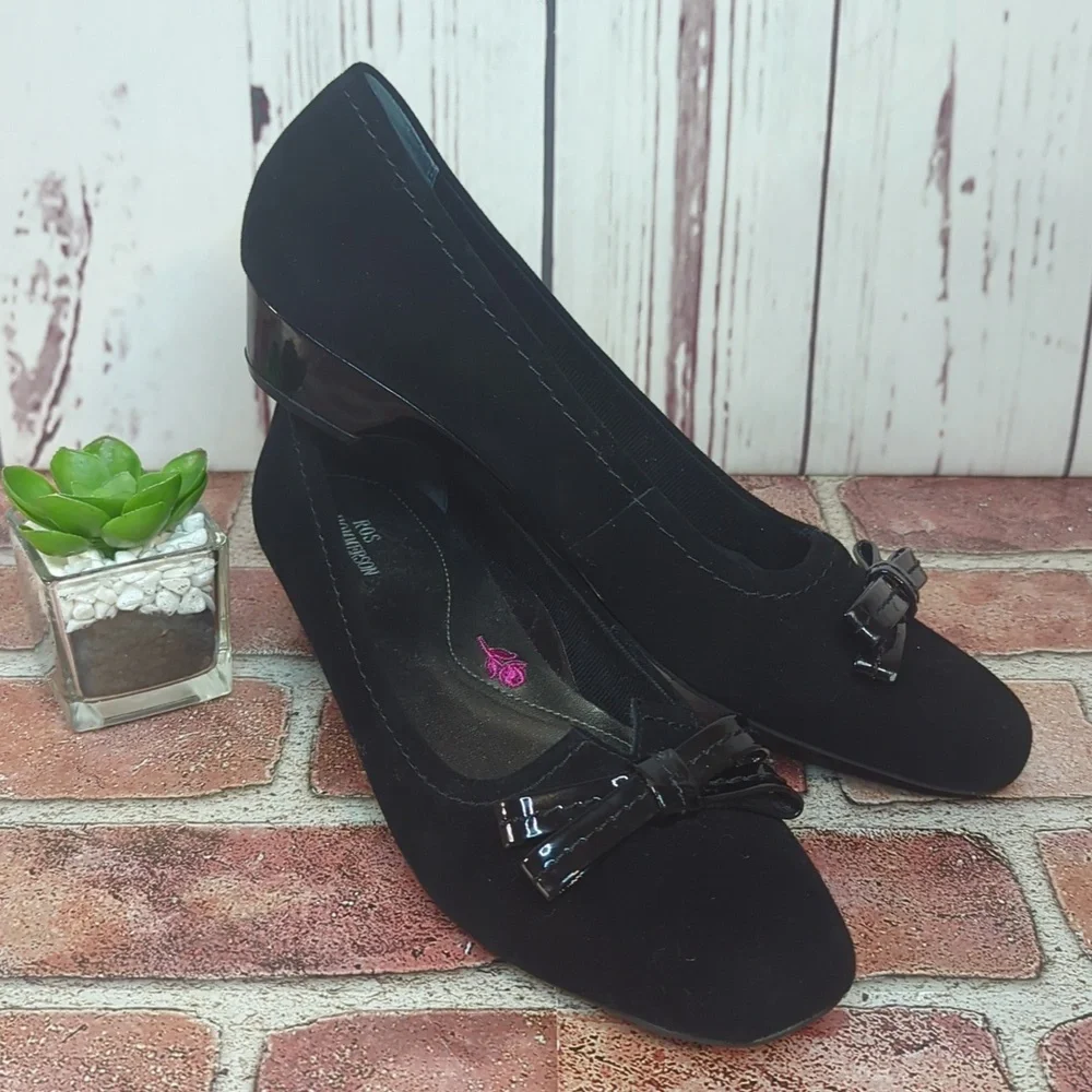 The Tulane Black Suede Super Slim Size 8.5 Narrow Foot by‎ Ros Hommerson